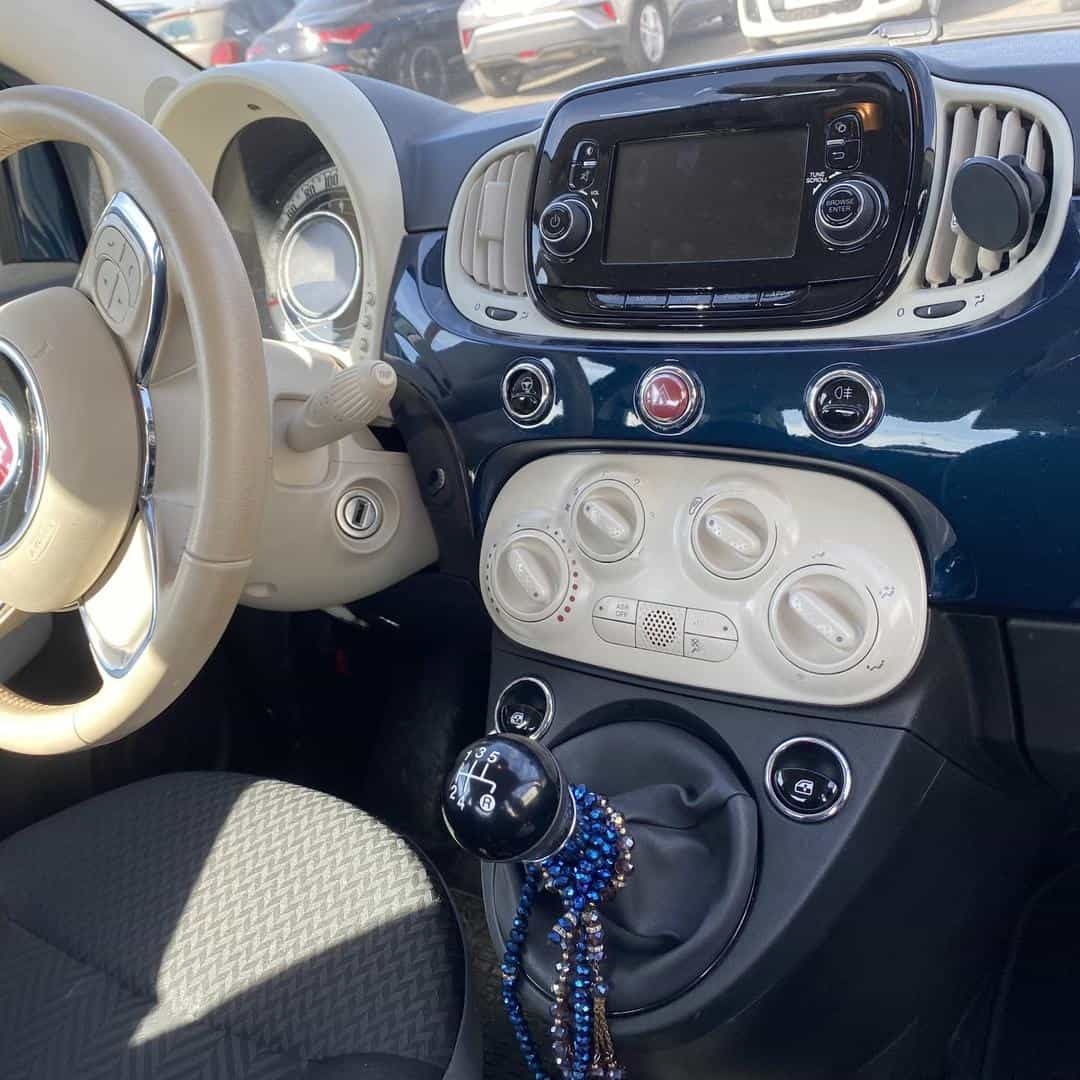 Car image 8