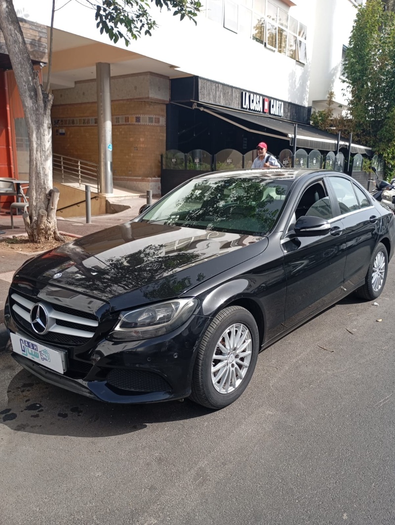 Main car image