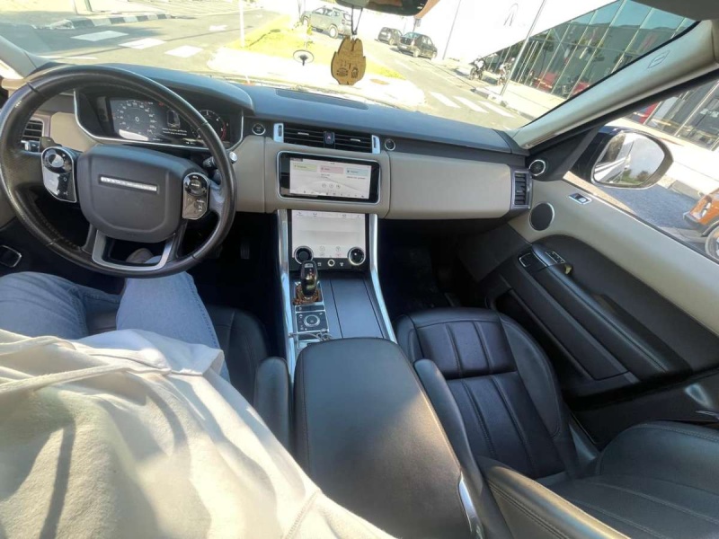 LAND-ROVER