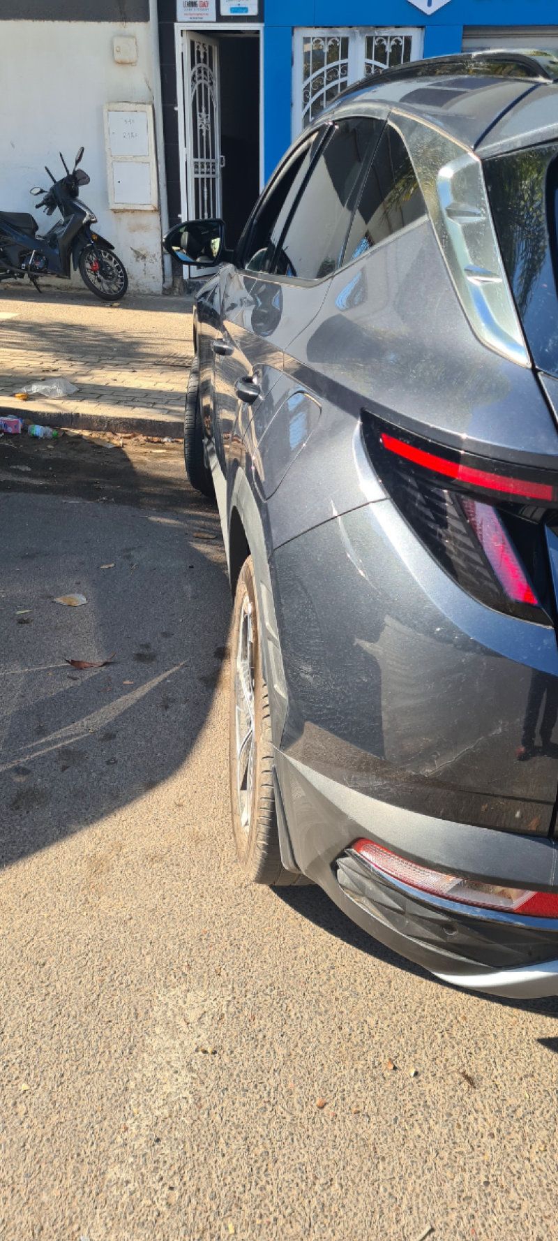 HYUNDAI