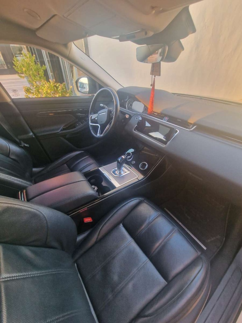 LAND-ROVER