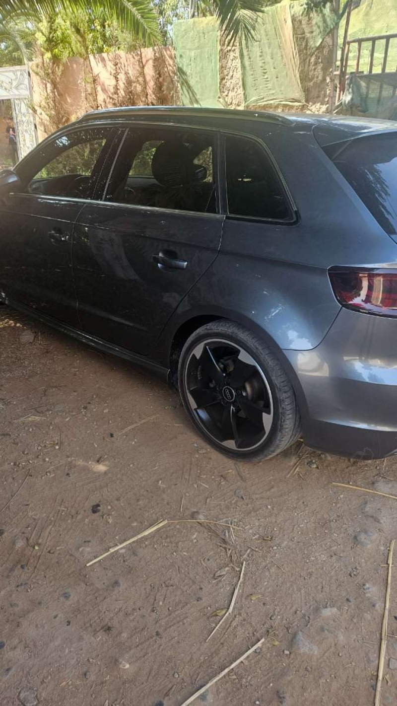 AUDI