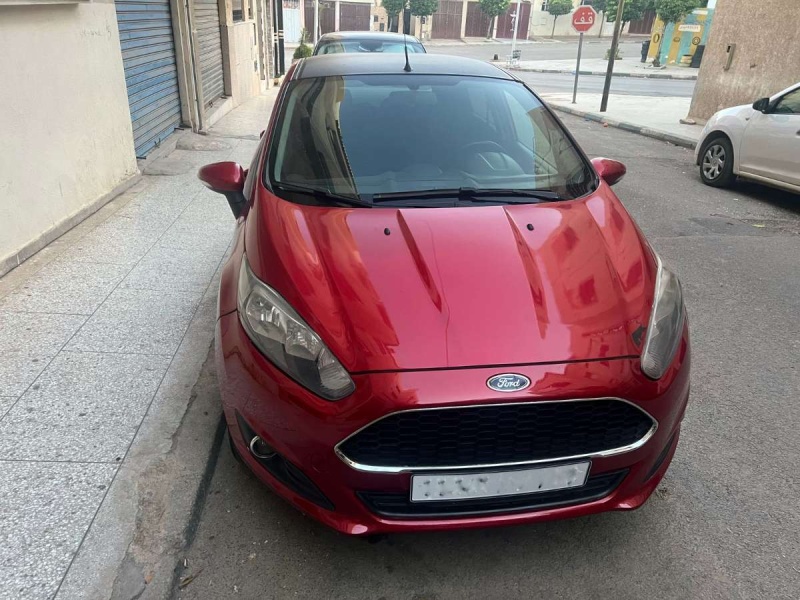 Main car image