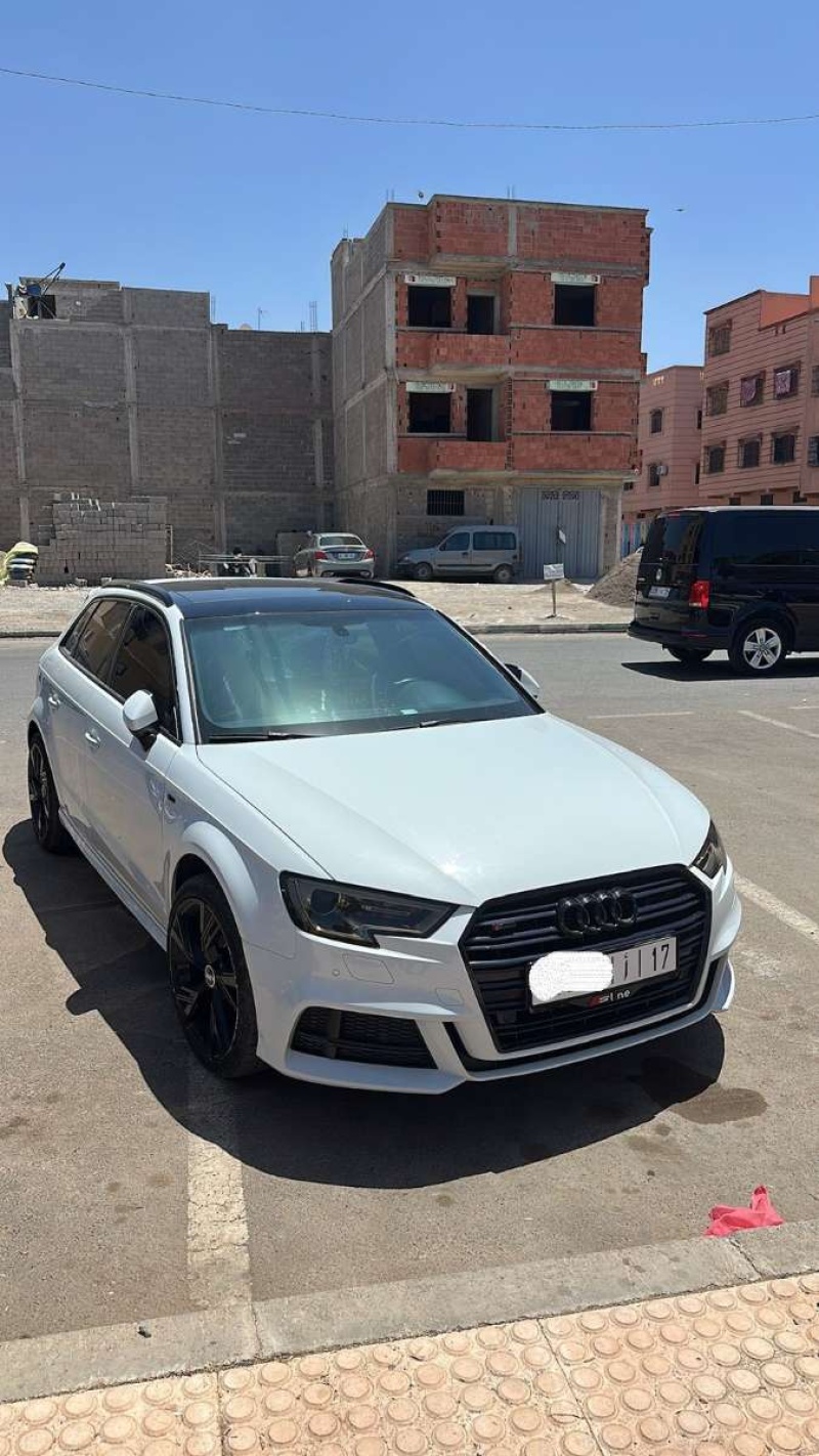 AUDI