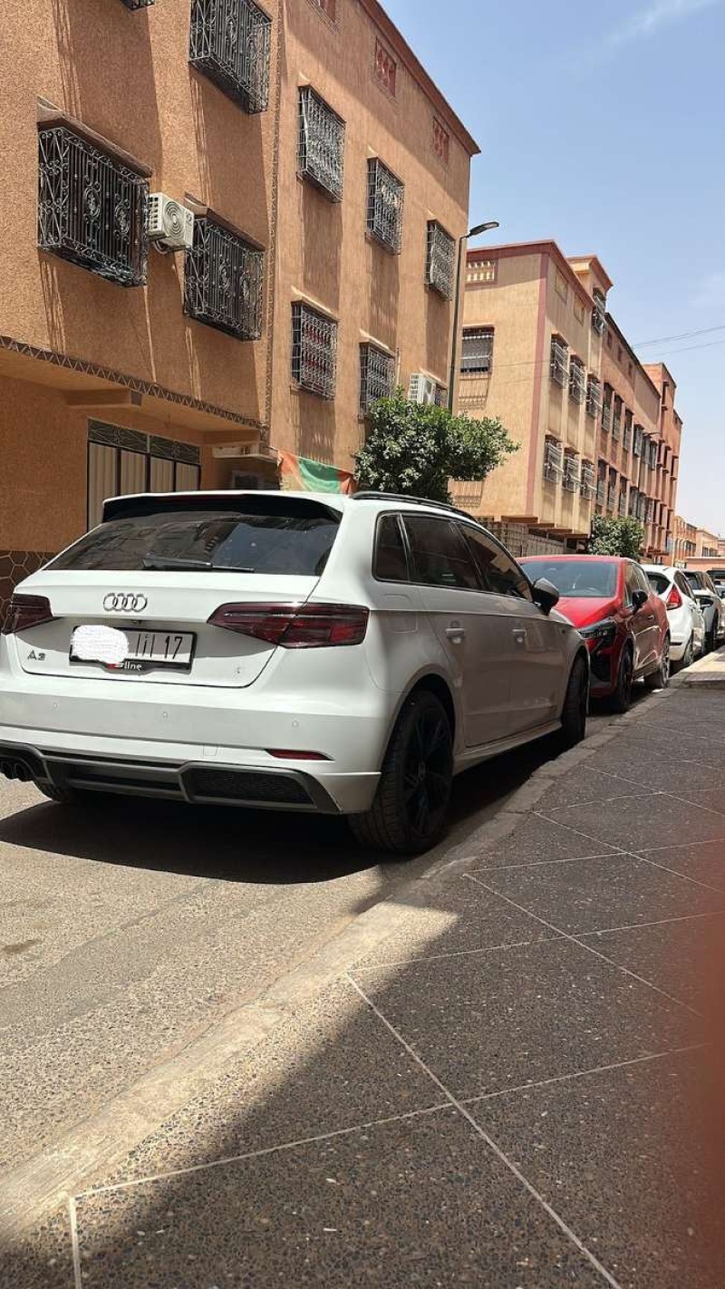 AUDI