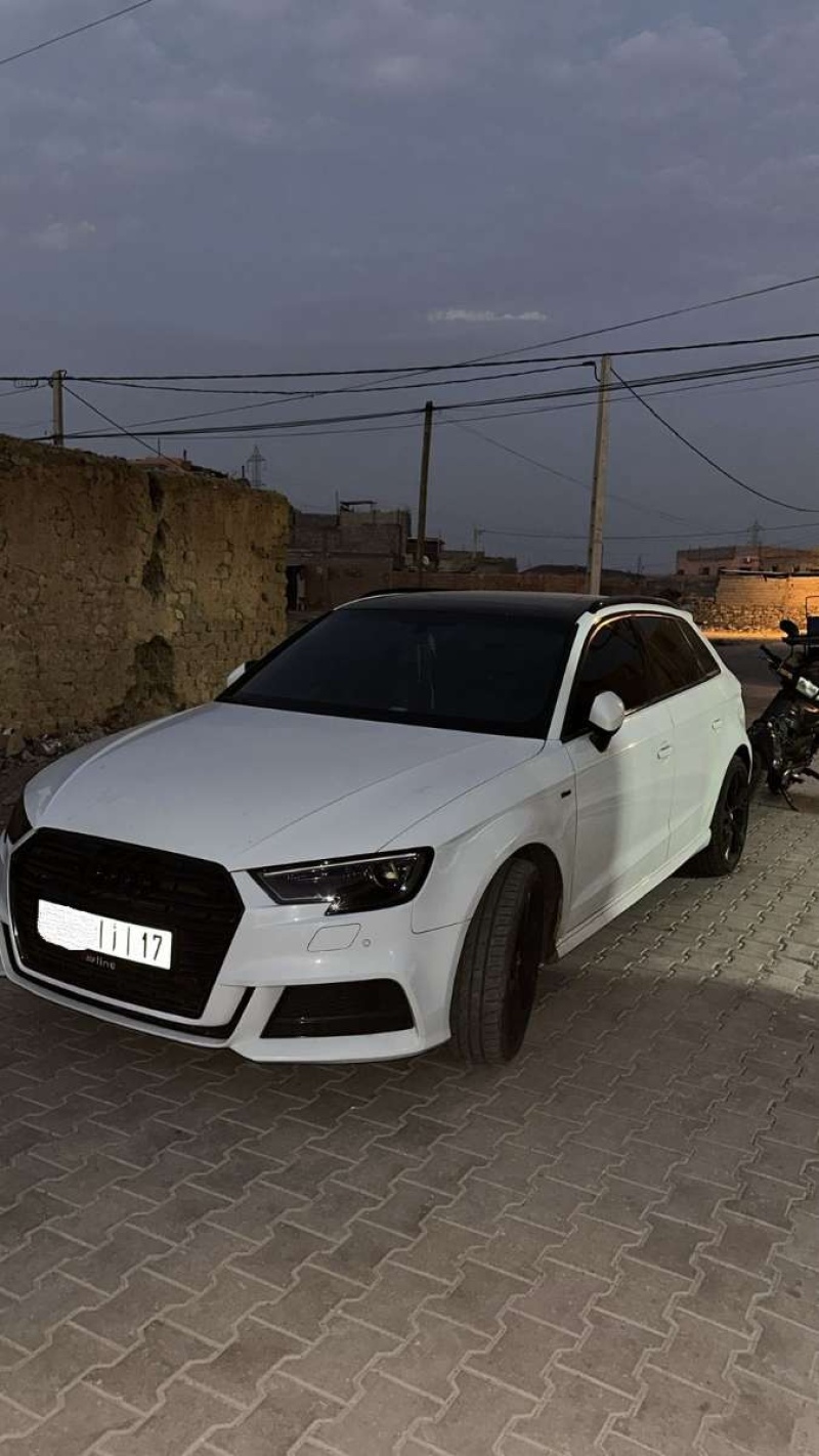 AUDI