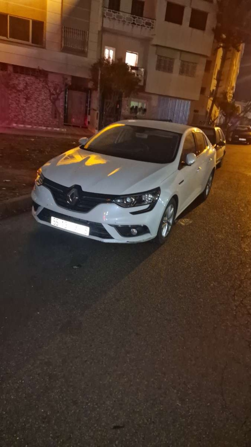 RENAULT