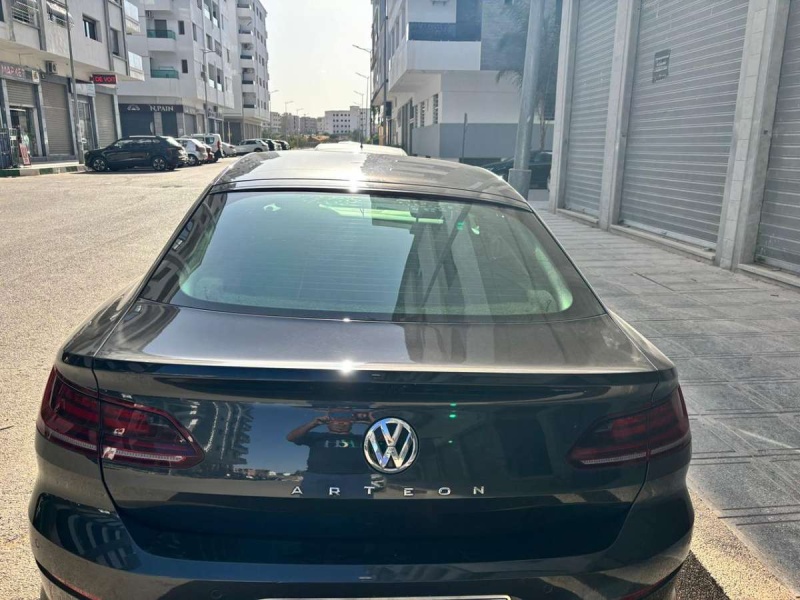 VOLKSWAGEN