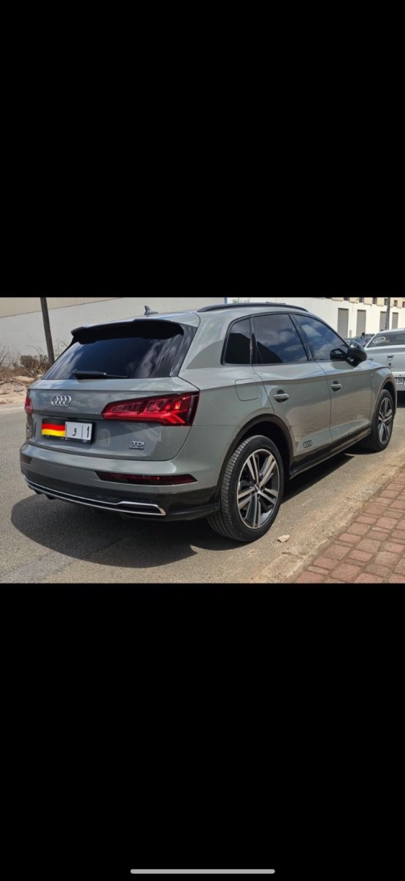 AUDI