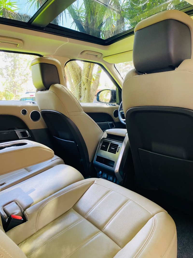 LAND-ROVER