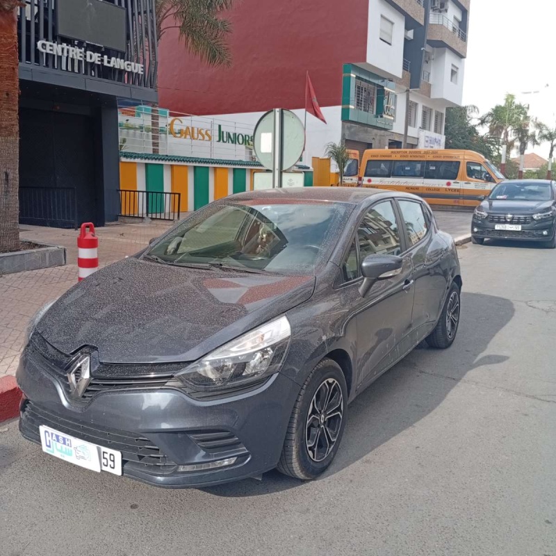RENAULT