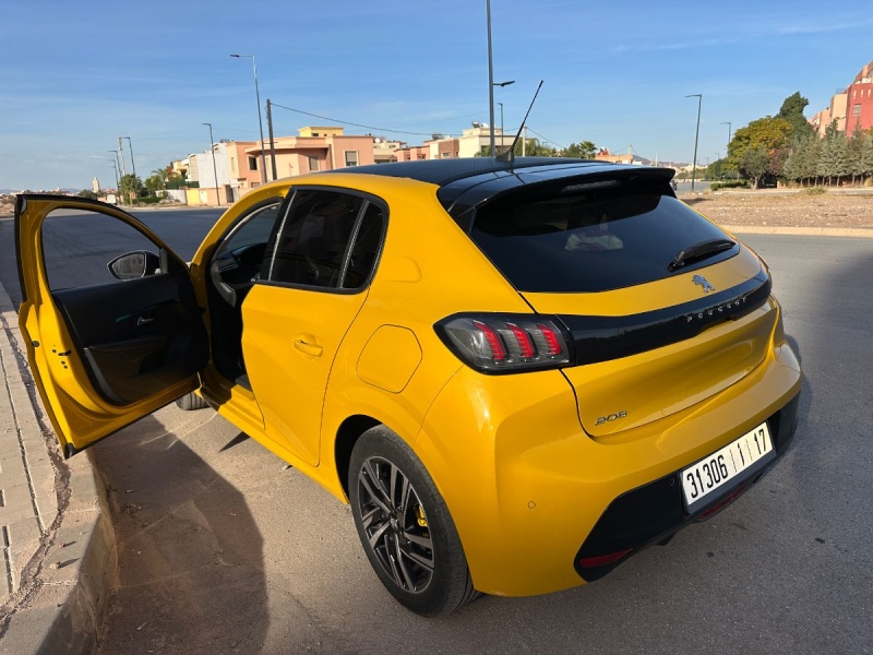 PEUGEOT