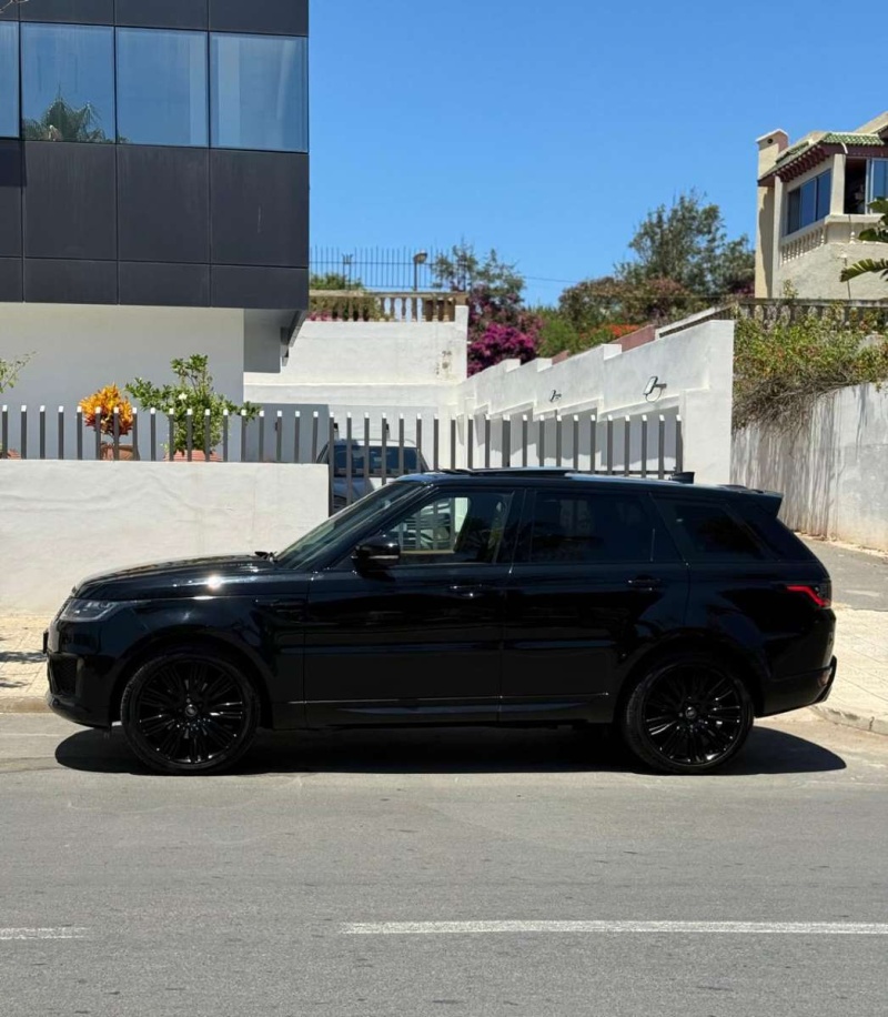 LAND-ROVER