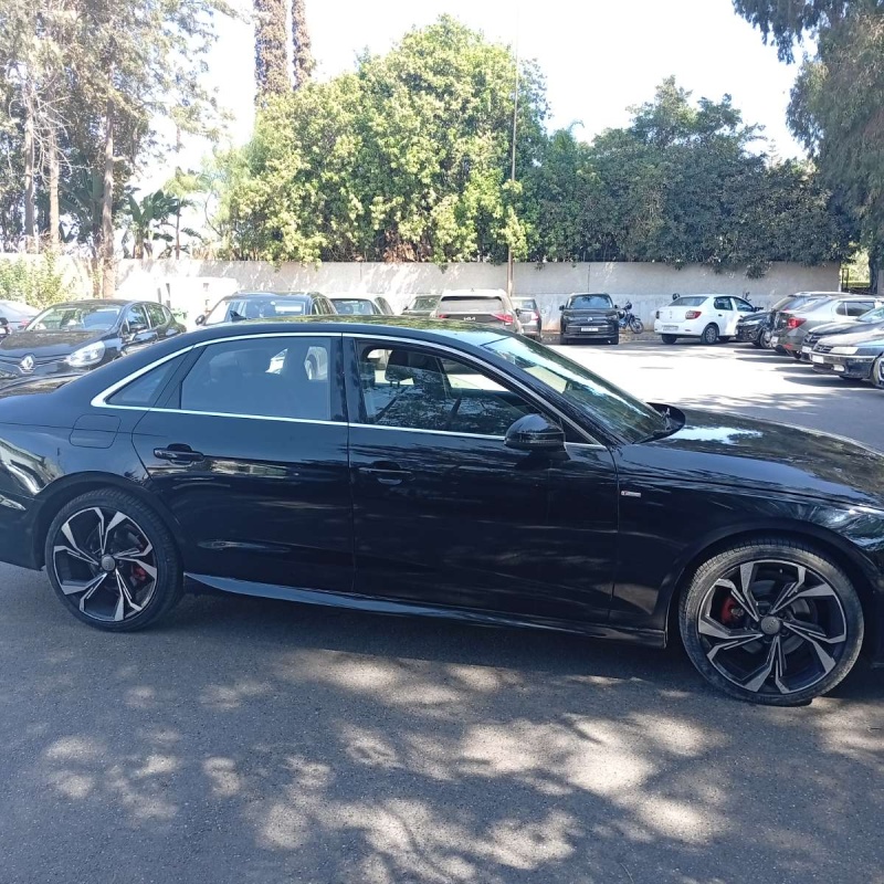 AUDI