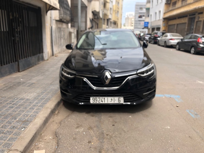 RENAULT