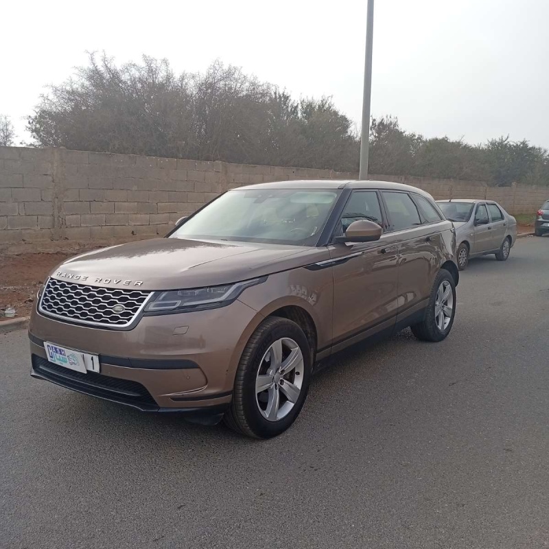 LAND-ROVER