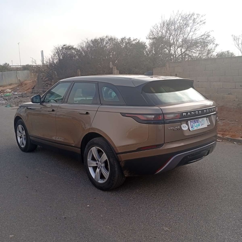 LAND-ROVER
