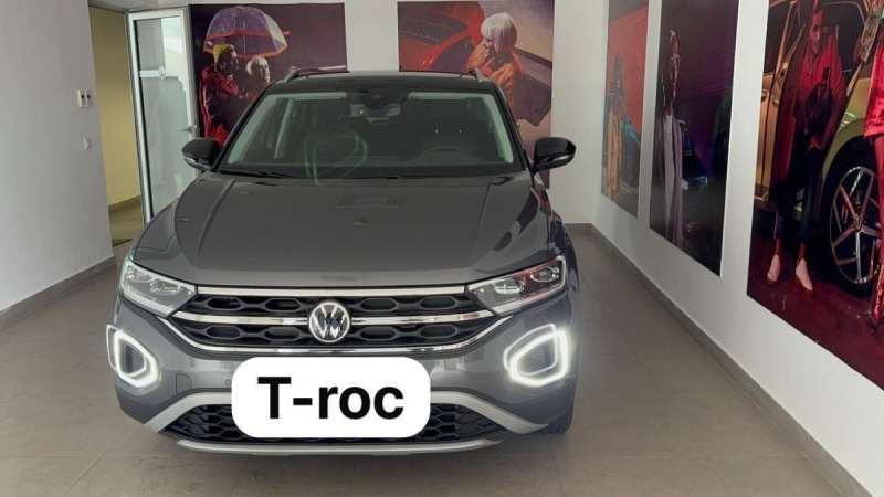 VOLKSWAGEN T-ROC
