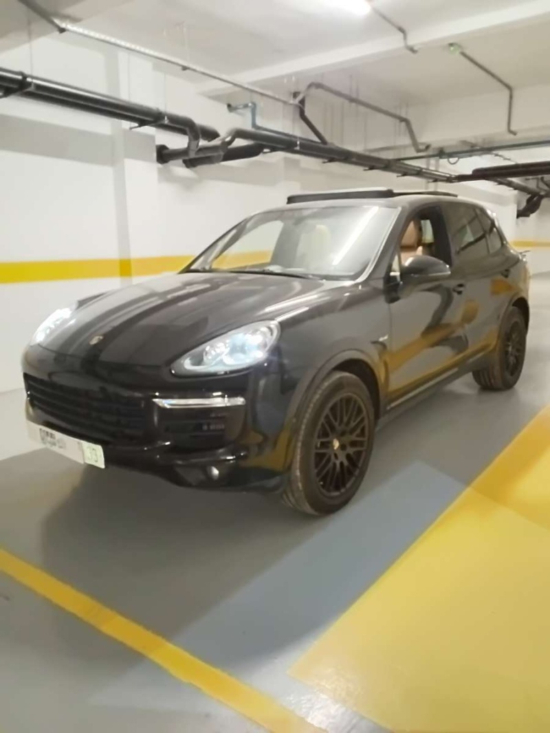PORSCHE CAYENNE