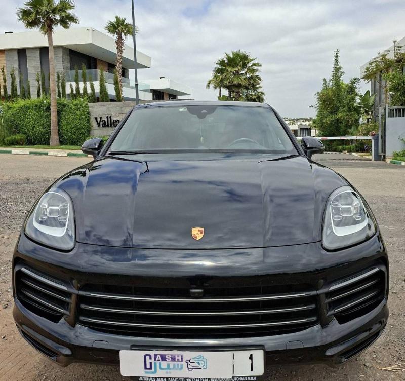 PORSCHE