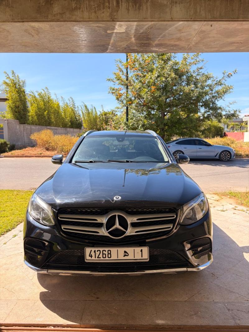 MERCEDES GLC