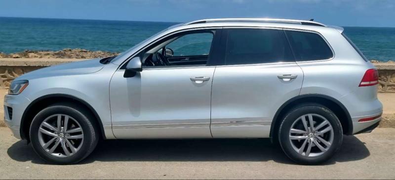 VOLKSWAGEN TOUAREG