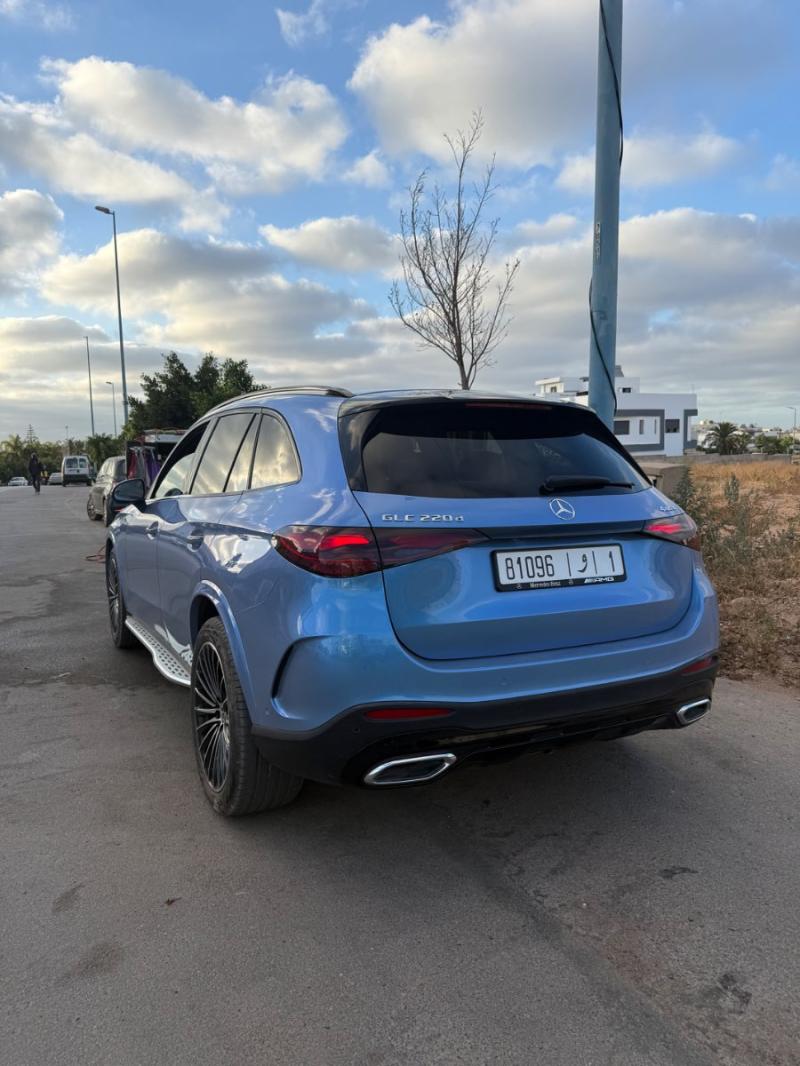 MERCEDES GLC