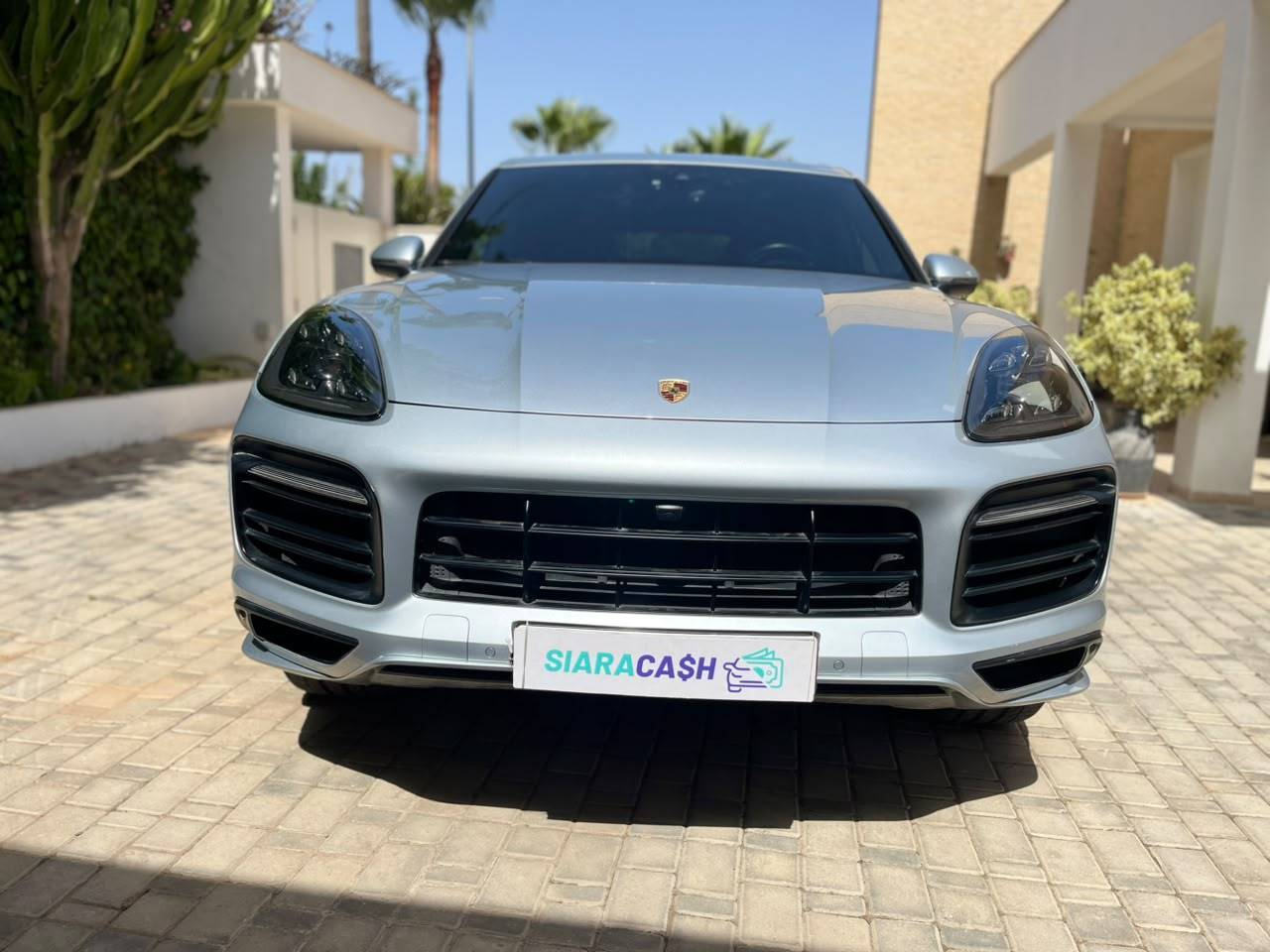 PORSCHE