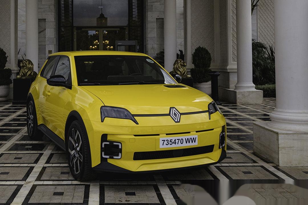 RENAULT 5 E-Tech