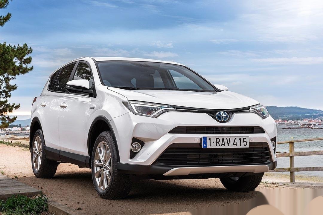 TOYOTA RAV 4