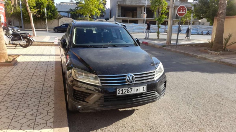 VOLKSWAGEN TOUAREG