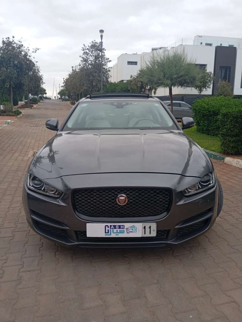 JAGUAR XE