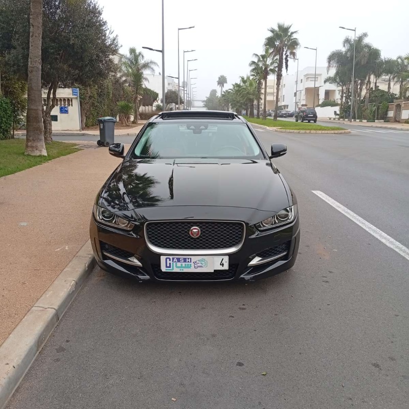 JAGUAR XE