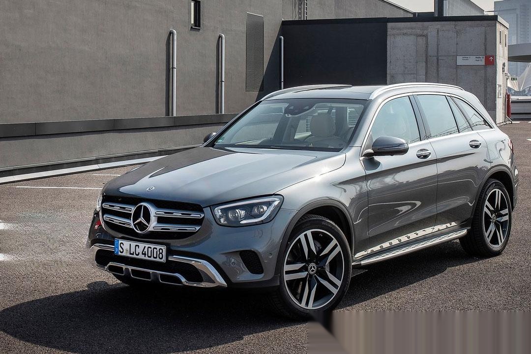 MERCEDES GLC