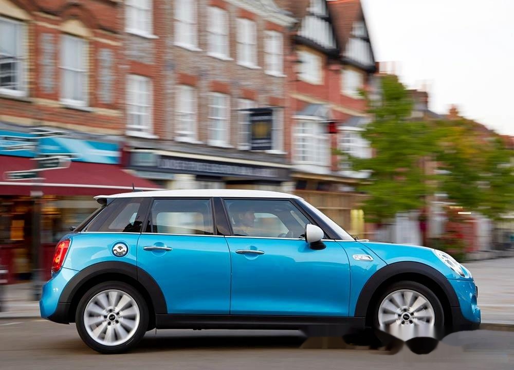 MINI Cooper 5 portes