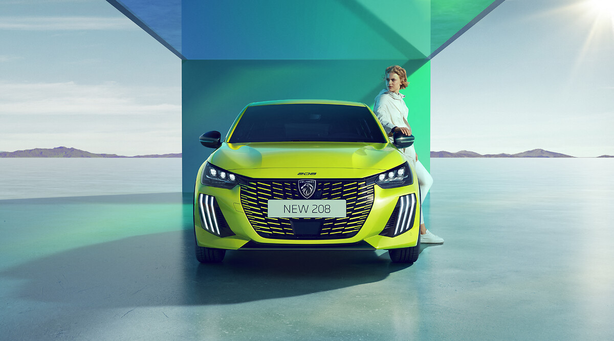 PEUGEOT e-208
