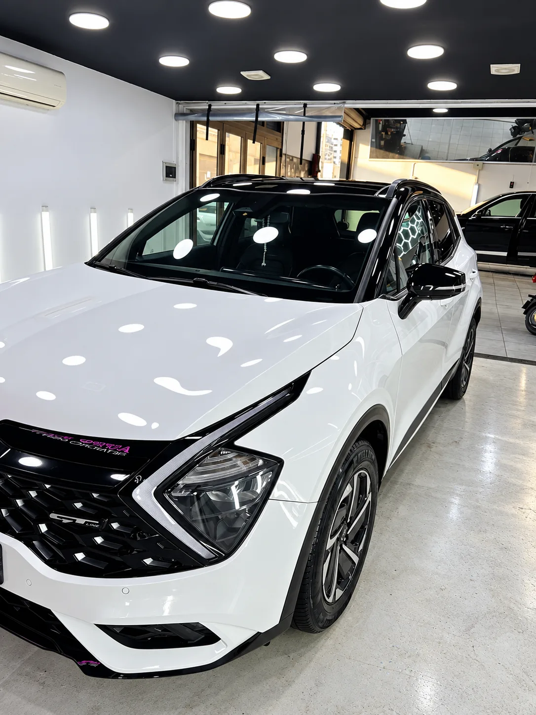 Kia Sportage Hybrid 2023 — صورة السيارة