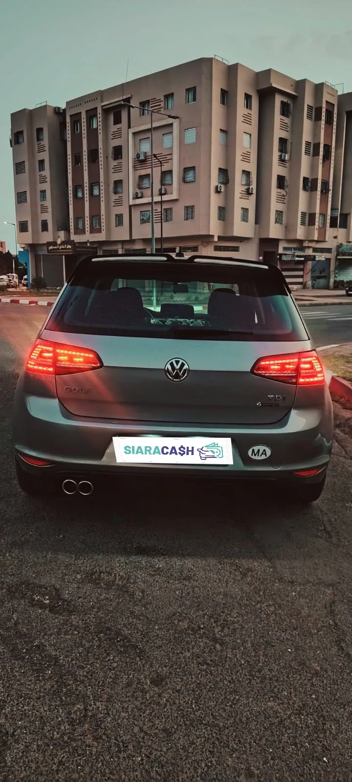 Volkswagen Golf 7 2018 — صورة السيارة