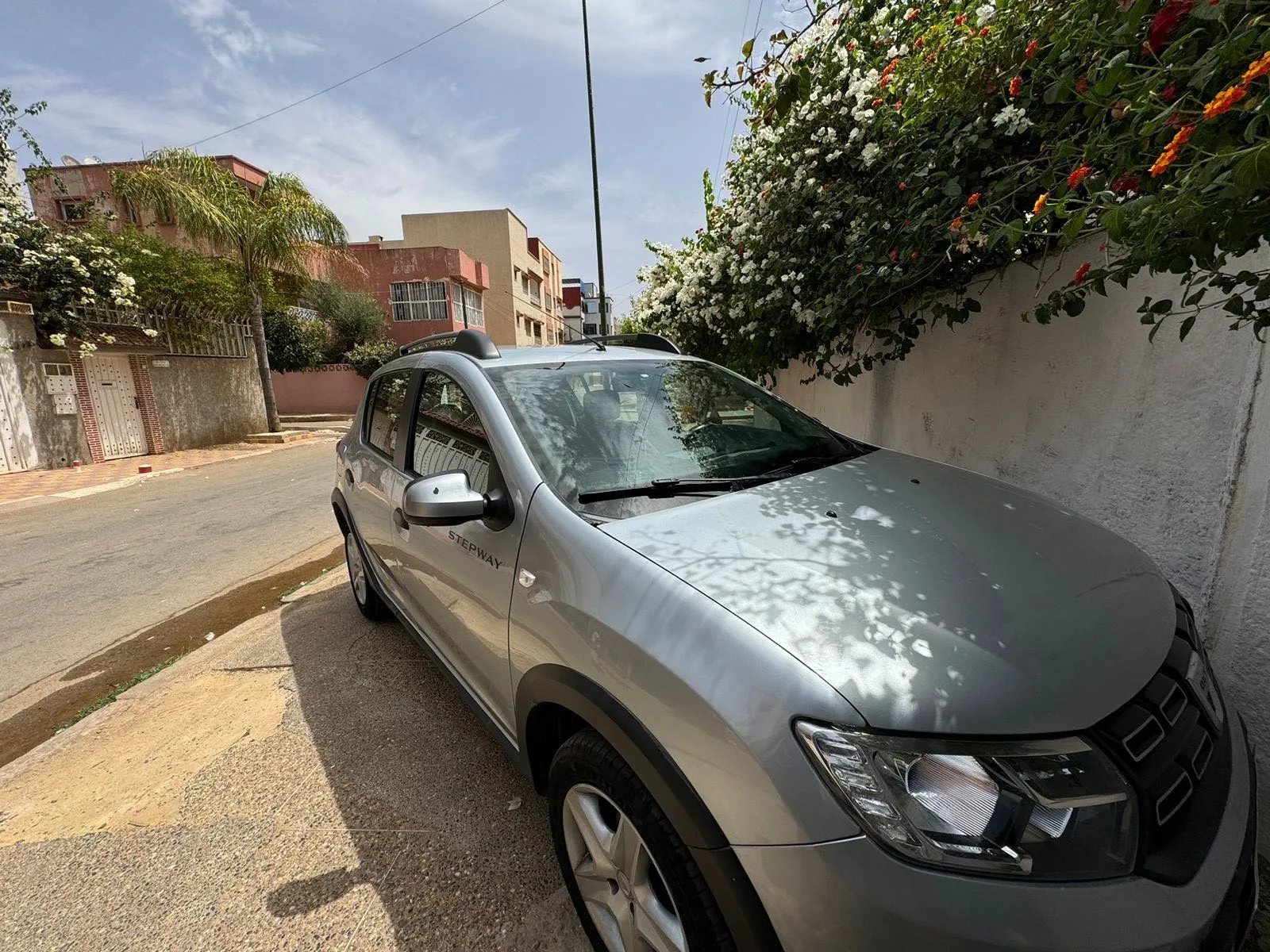صورة السيارة