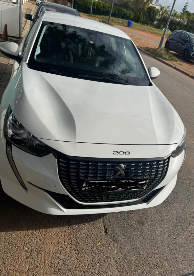 Peugeot 208 2021