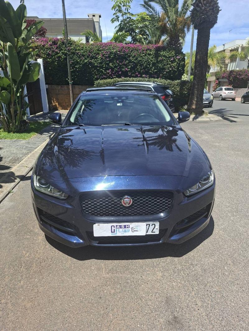 Jaguar Xe 2018 — Jaguar