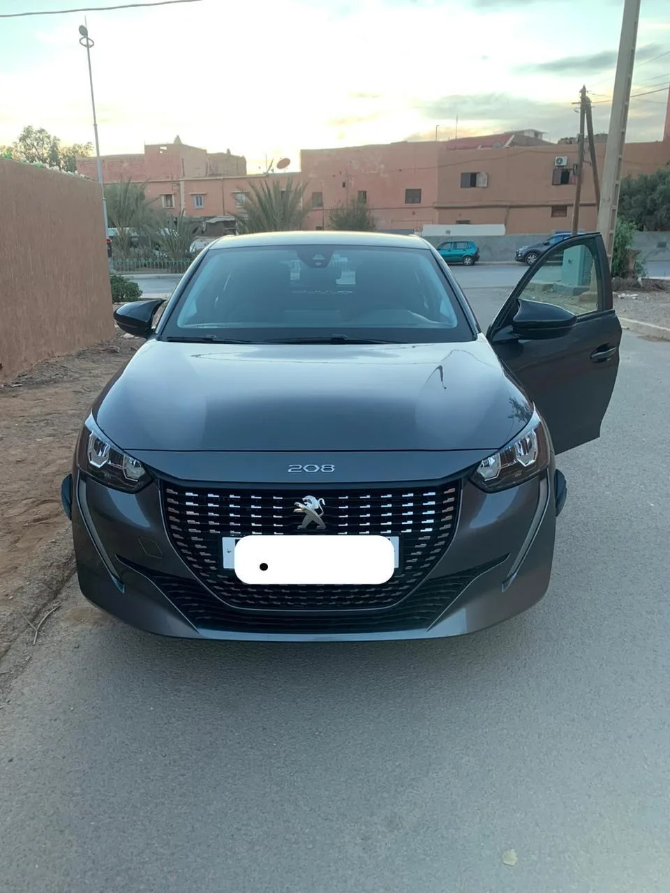 صورة السيارة