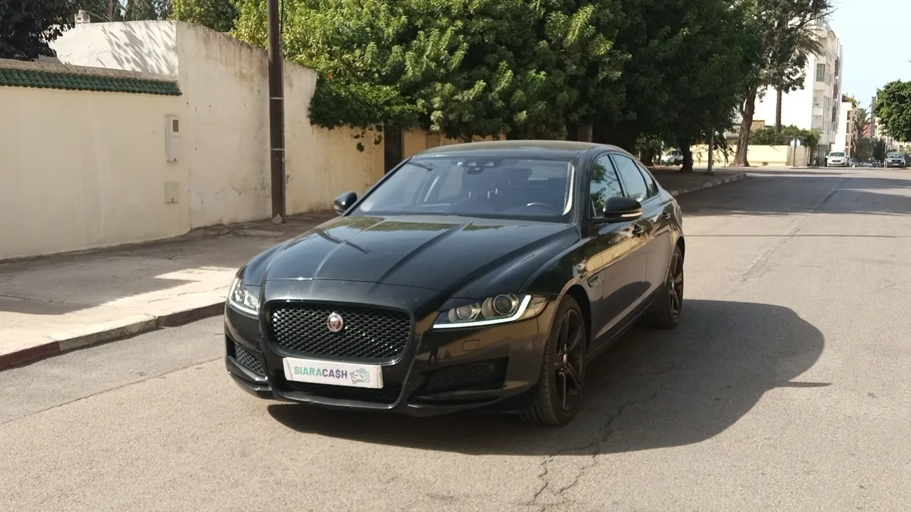 صورة السيارة