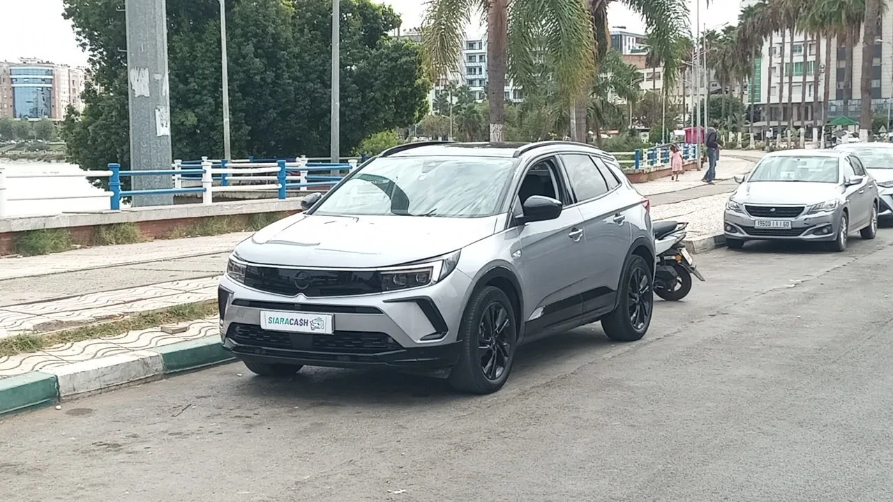 صورة السيارة