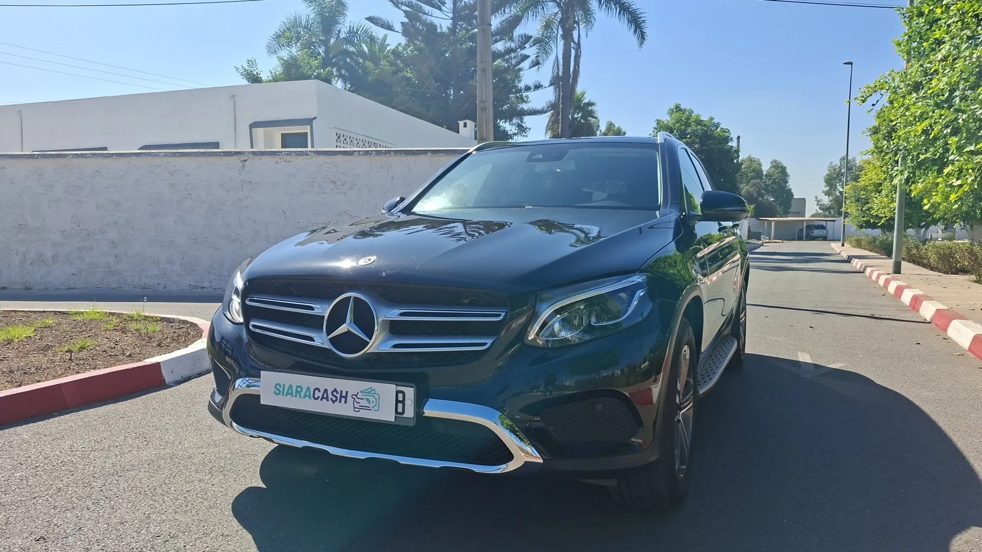 Mercedes-Benz GLC 2018 — صورة السيارة
