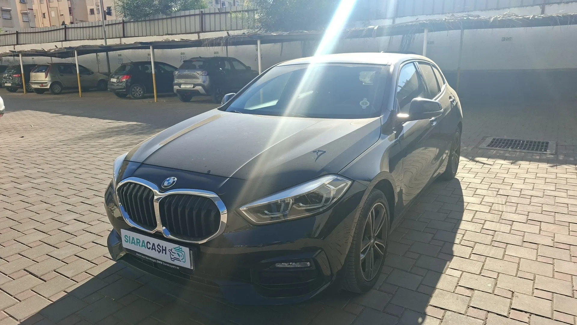 BMW Serie 1 2020 — Vehicle photo