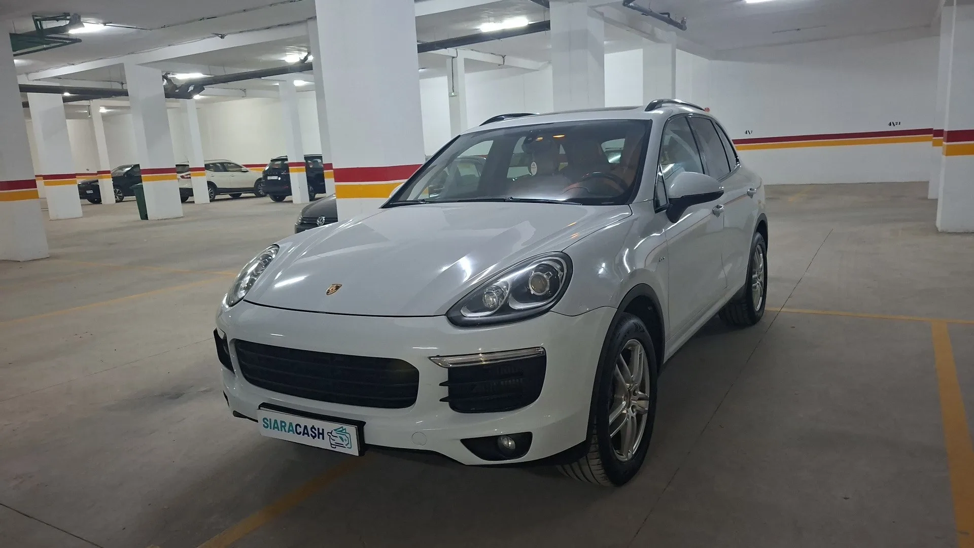 Porsche Cayenne 2016 — صورة السيارة